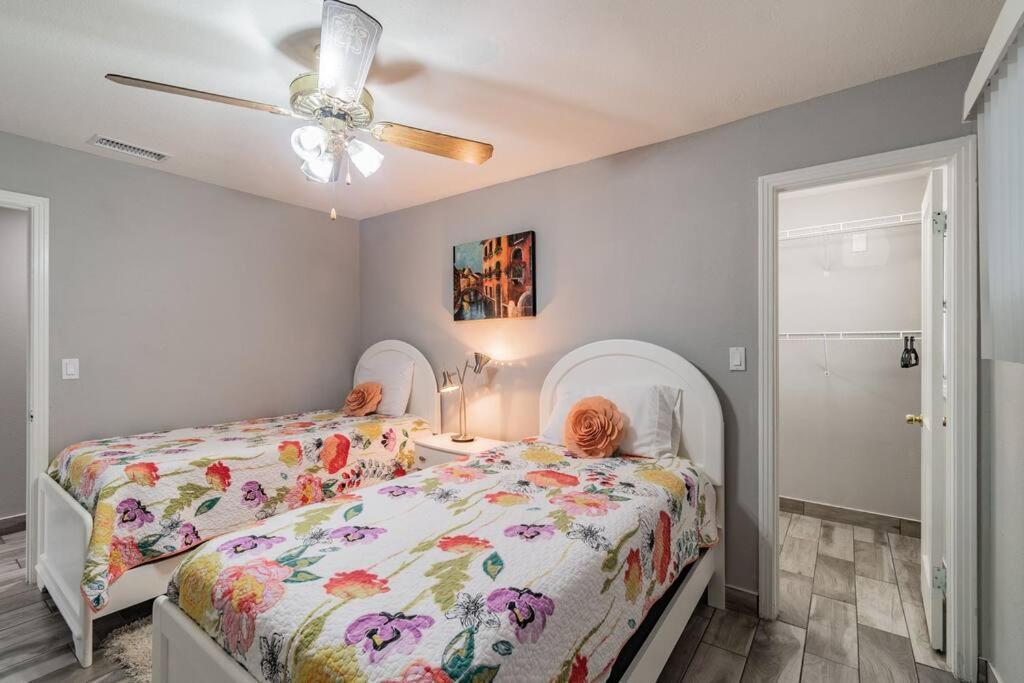 Town 'N' Country Cozy Corner, Your Florida Fun Hub Villa Tampa Luaran gambar